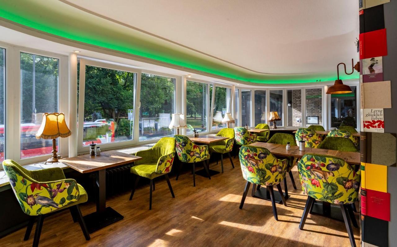 Tinytwice Hotel Бонн Экстерьер фото